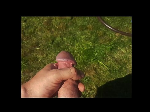 ❤️ Hot hottie si fa scopare la figa rosa e sborra con uno squirt in un giardino estivo ☑ Sessoal it.f150pulse.top ️❤